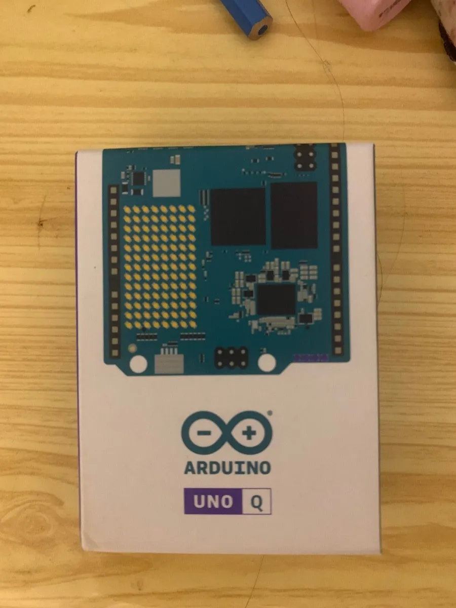 Arduino Uno Q - Image 1