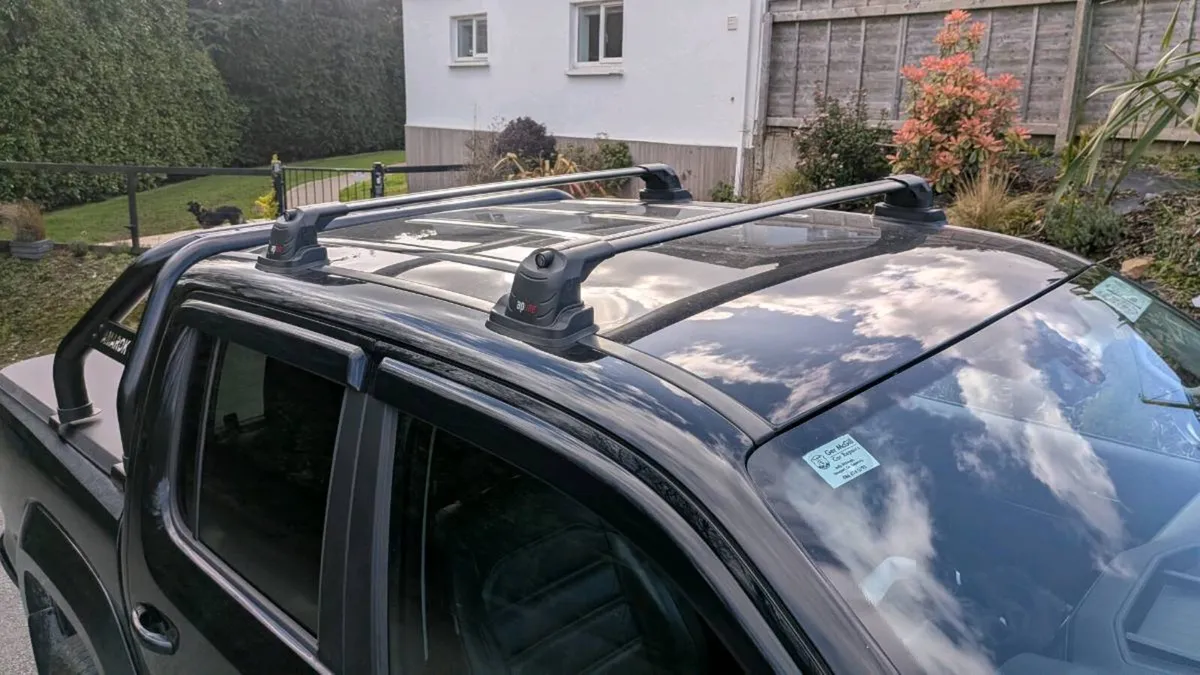 Vw amarok roof rack / roof bars - Image 1