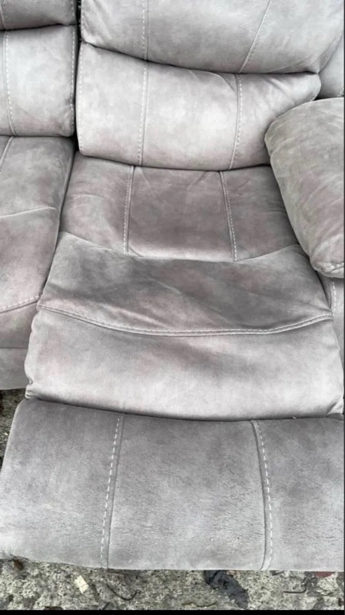 Recliner Sofa - Image 2