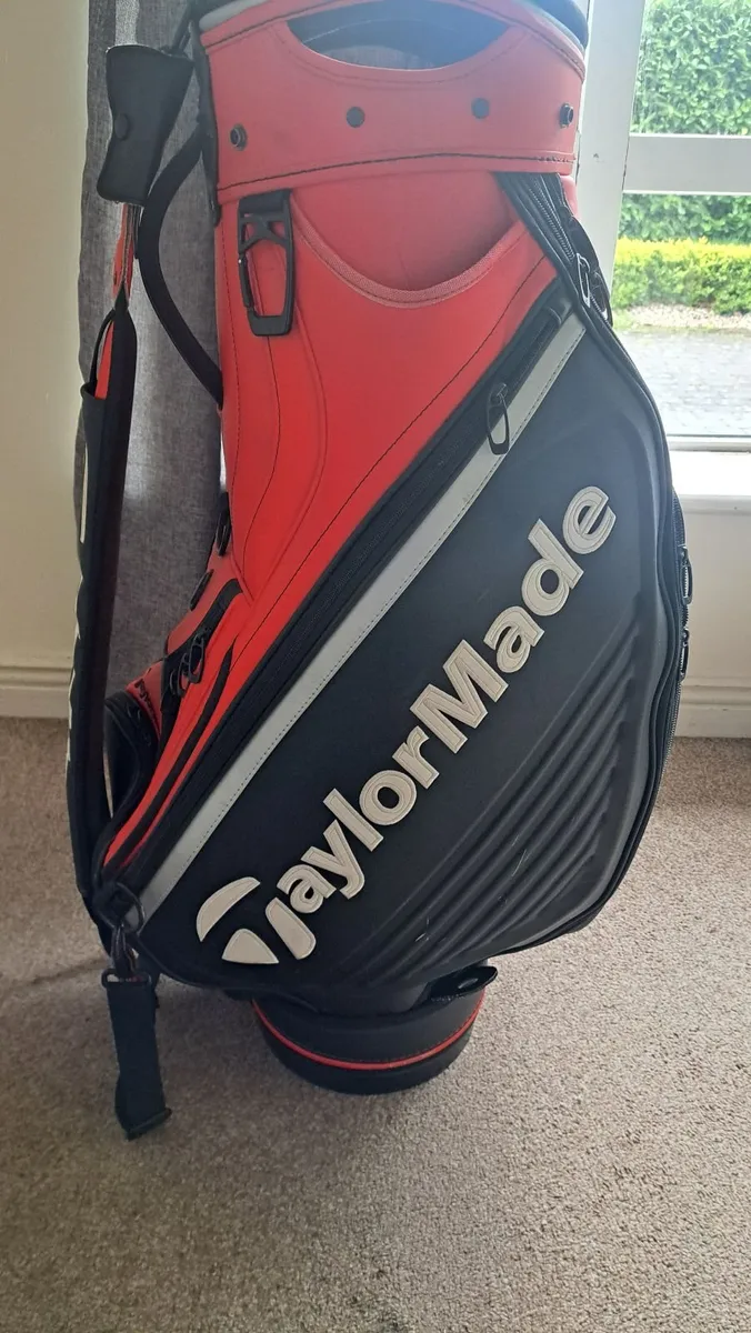 Taylormade golf bag - Image 3