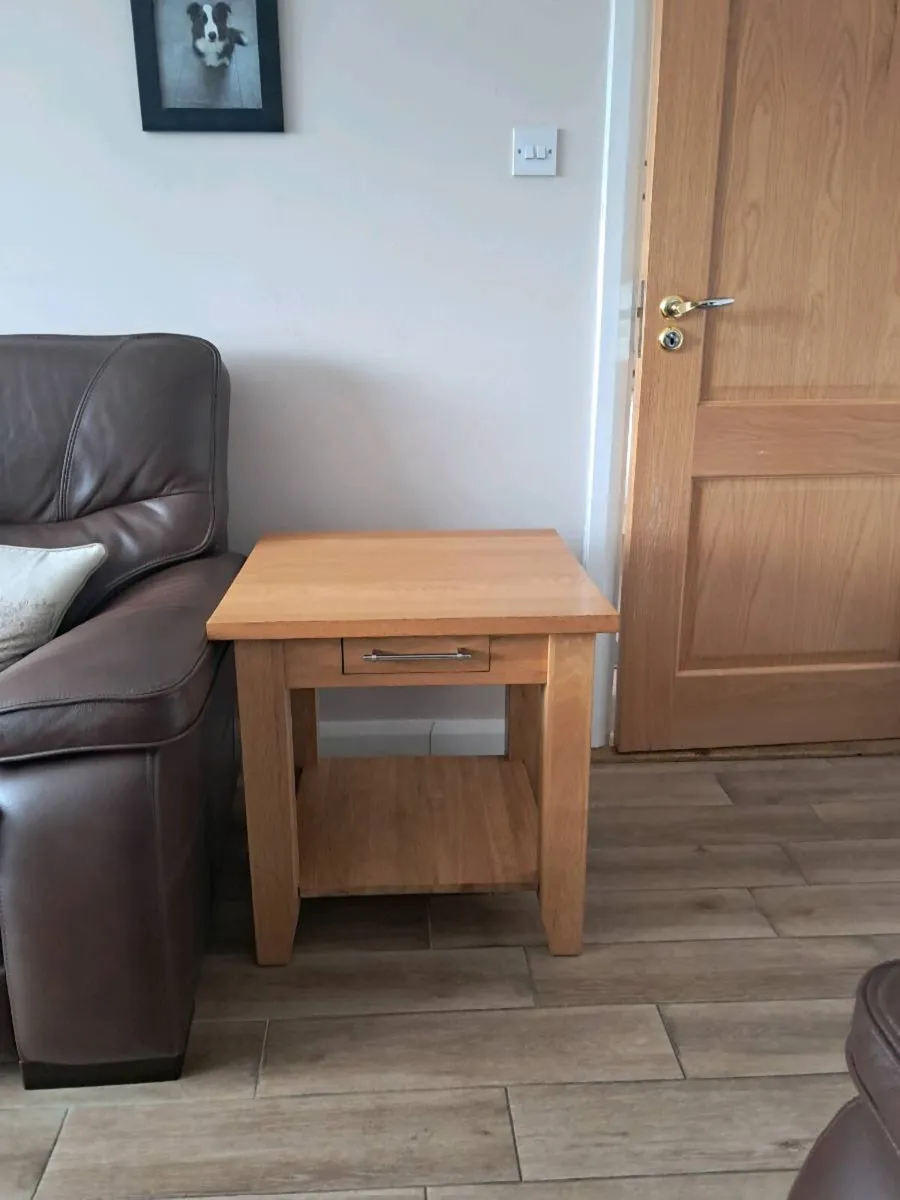 Lamp Table - Image 1