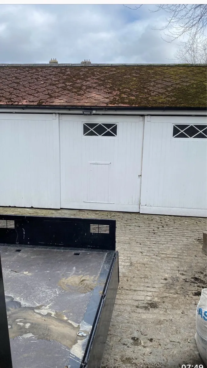 Garage sliding doors - Image 2