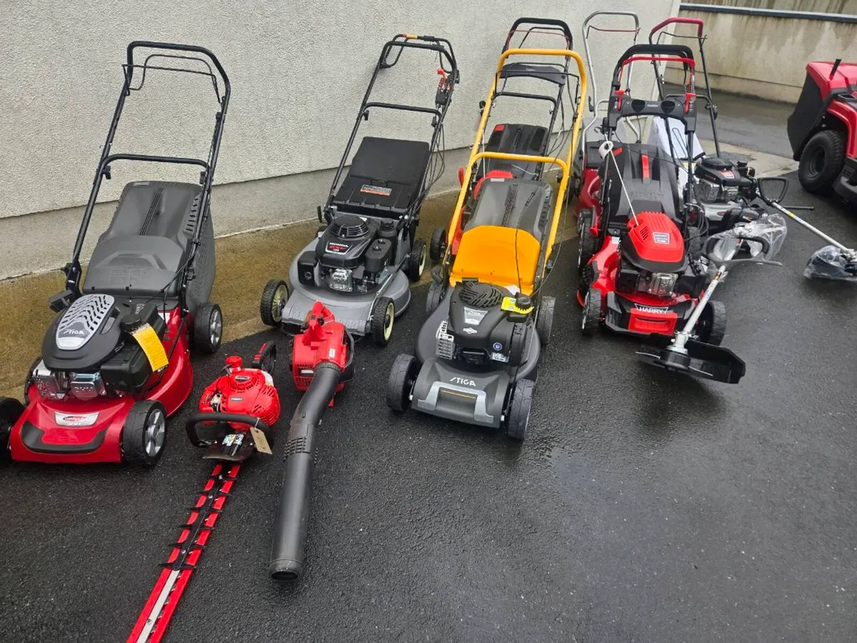 Lawnmower for sale - Image 3