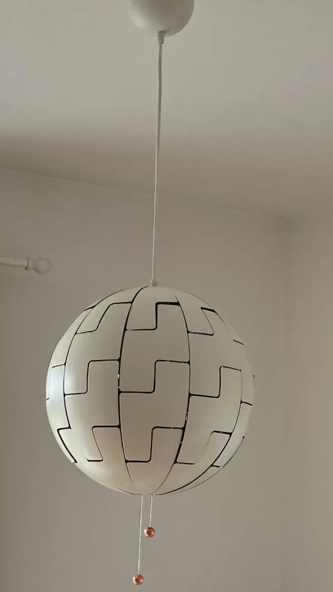 Feature Pendant Light - Image 2
