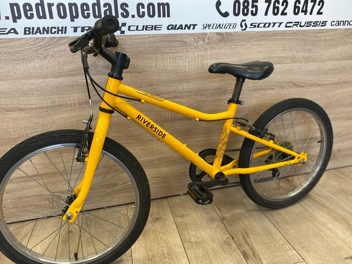 Riverside (like new) - Image 4