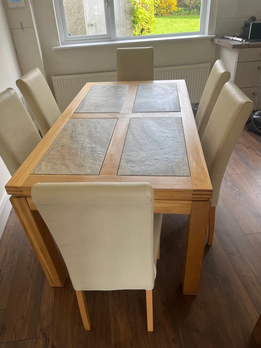 Solid oak dining table and six chairs - Image 4