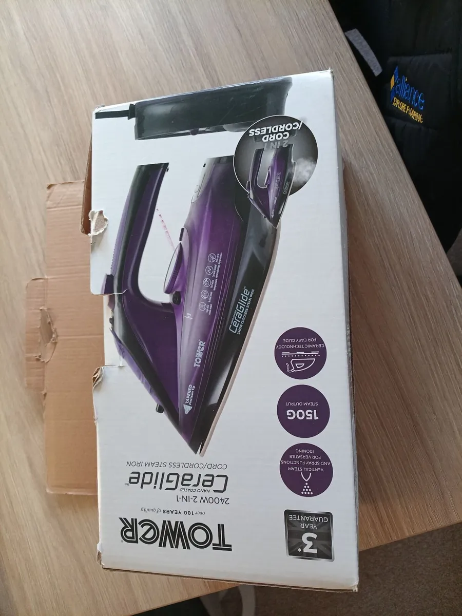Cordless iron - Image 3