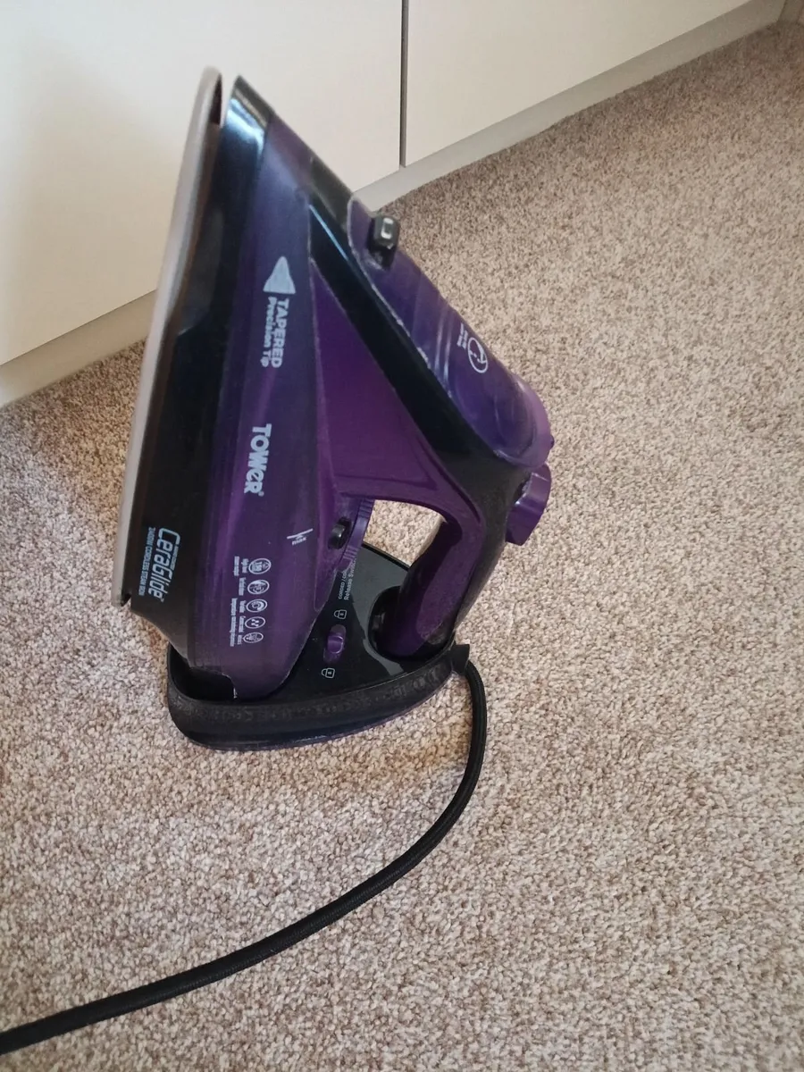Cordless iron - Image 4