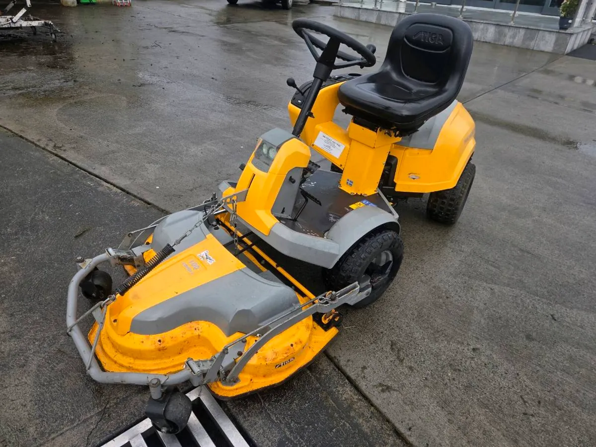 4 wheel drive stiga lawnmower for sale - Image 1