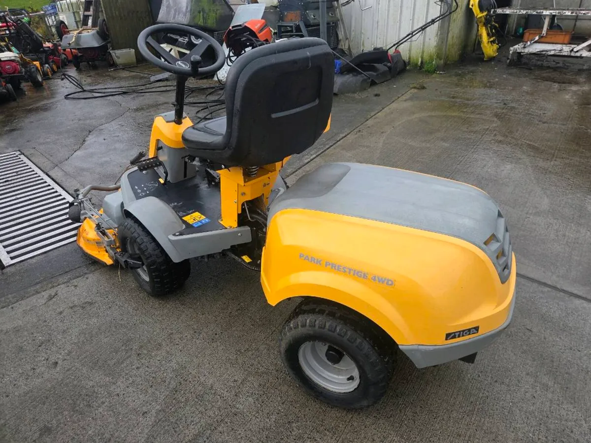 4 wheel drive stiga lawnmower for sale - Image 3