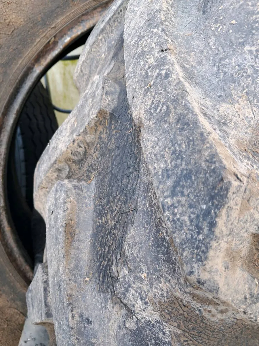 Tractor tyres - Image 3