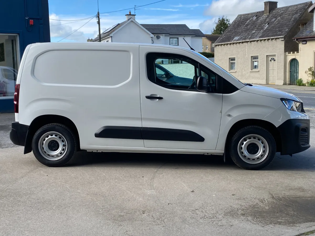Peugeot Partner Access 1.5HDI 100hp - Image 2