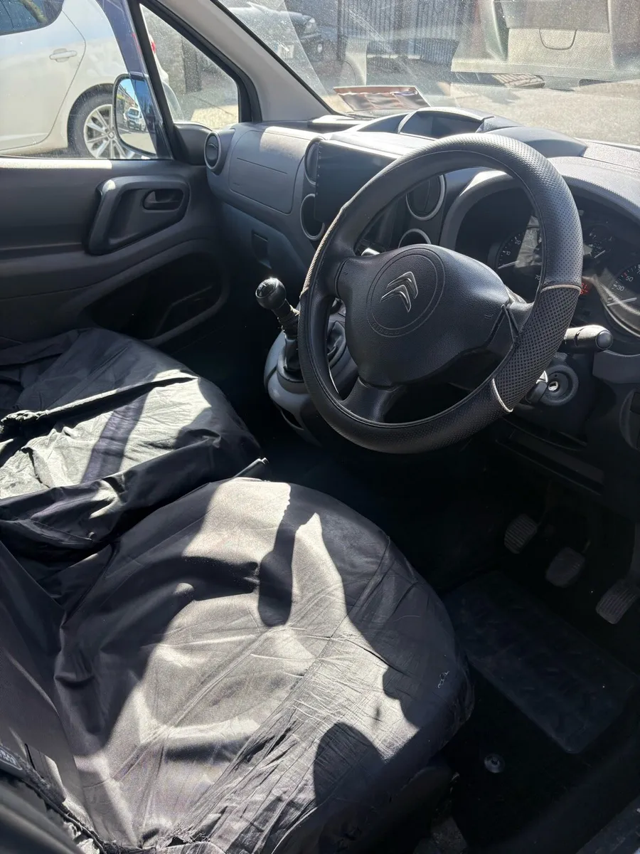 Citron berlingo van - Image 3