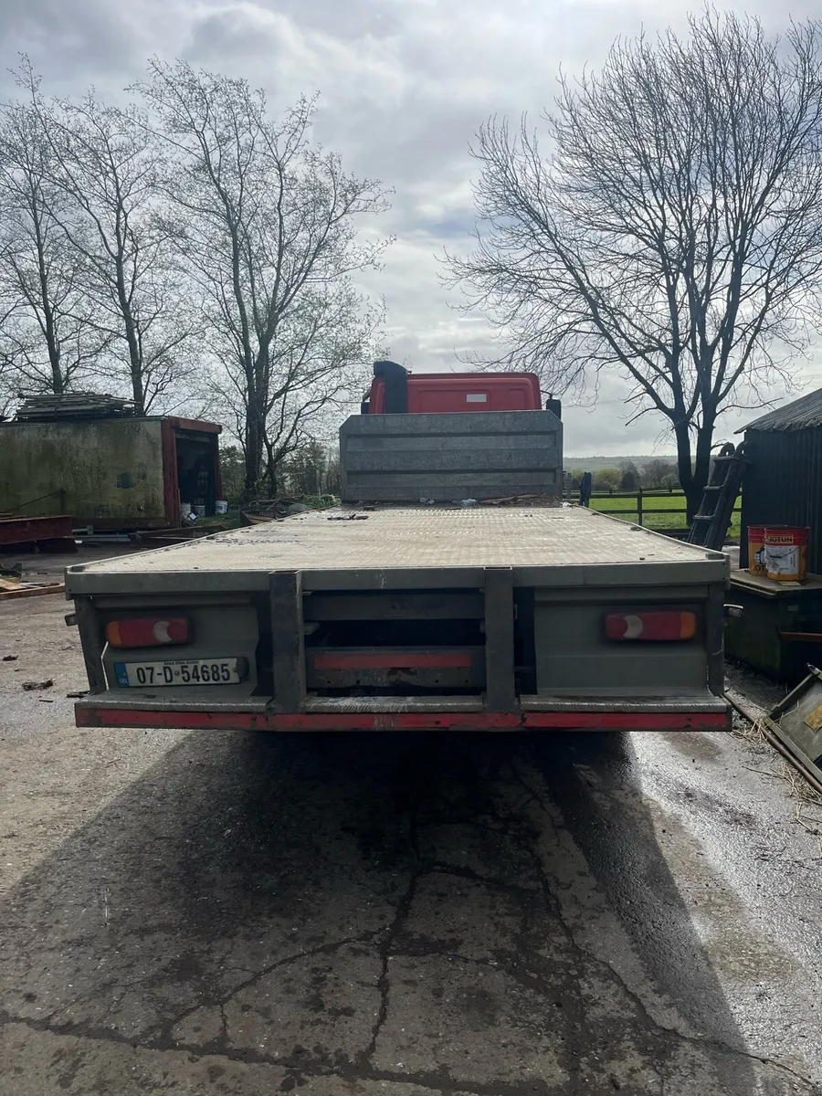 DAF cf 250 flat body - Image 3