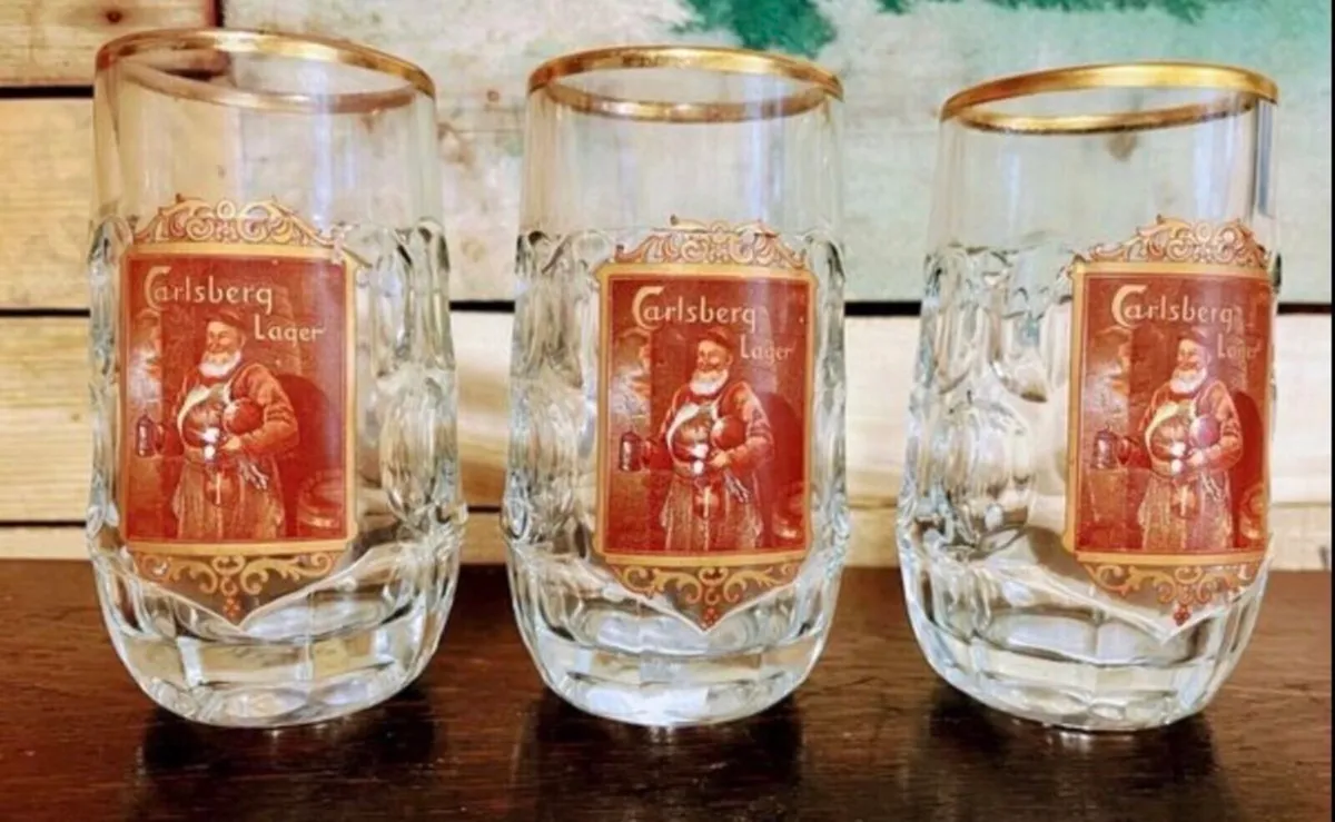 1970s Carlsberg Glasses - Image 1