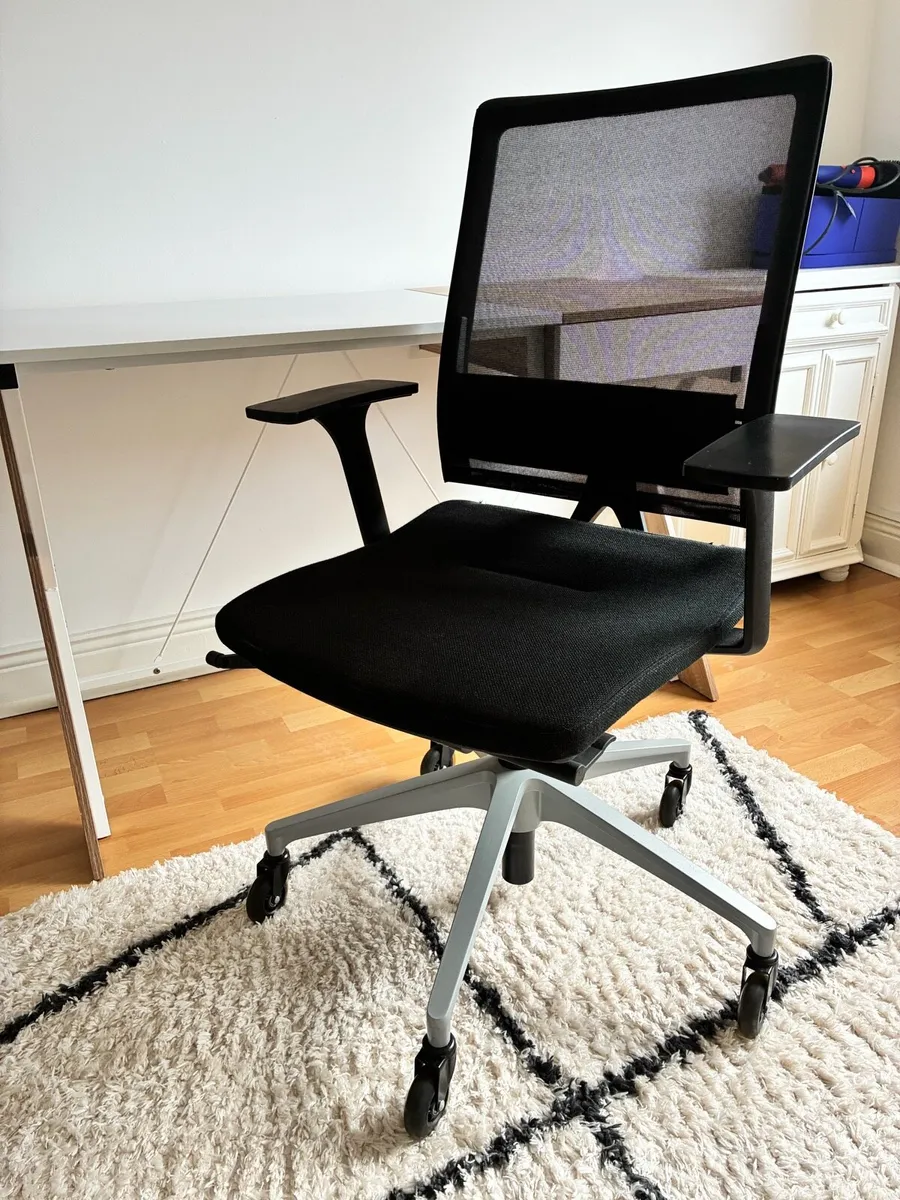 Modern Office/ School Desk & Chair - Image 2