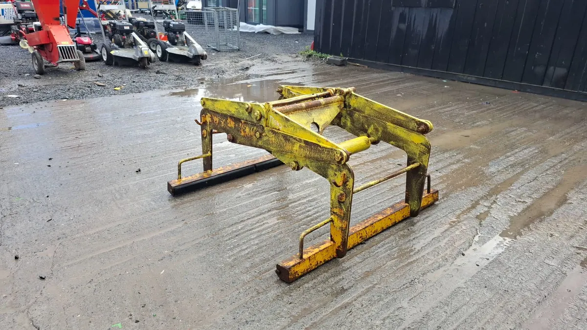 Single Block Grab - Image 3