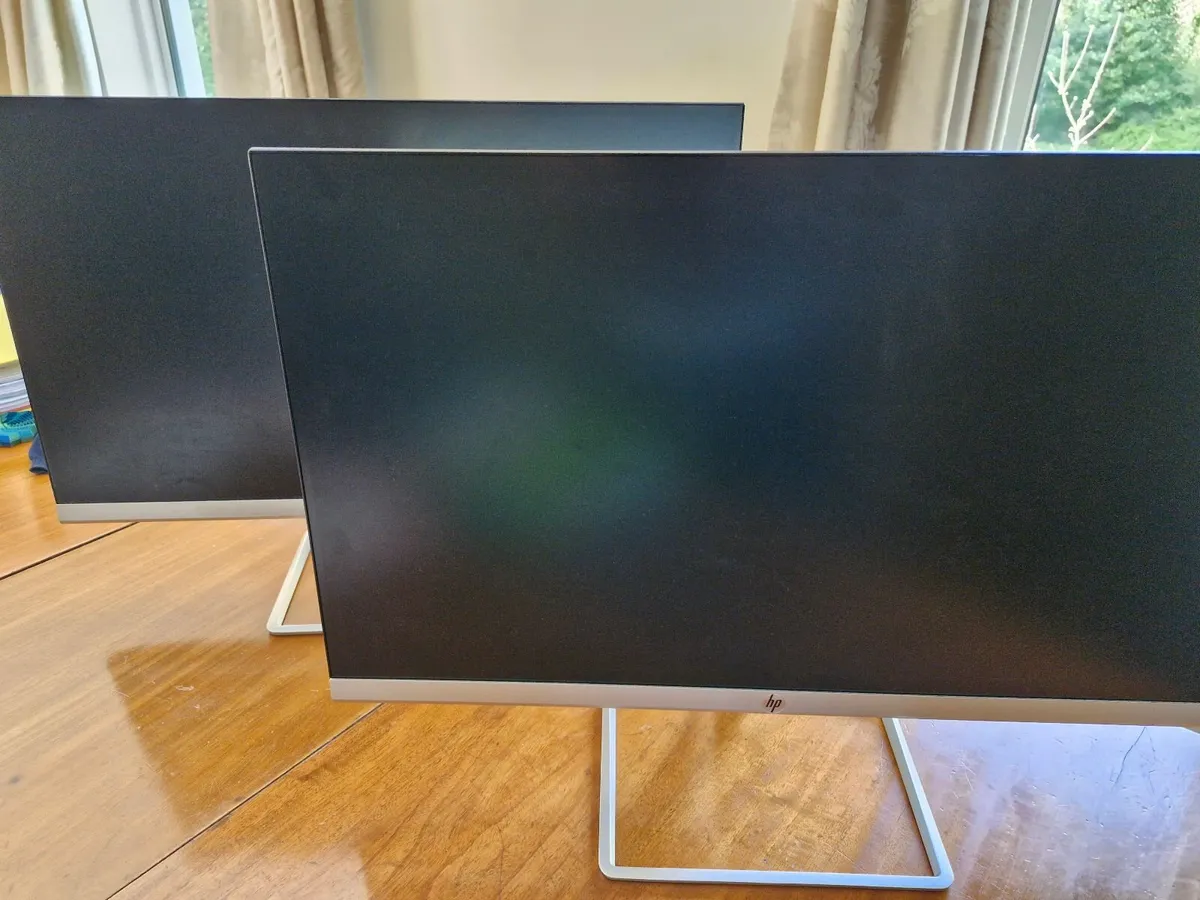 Monitor 27 inch - Image 1
