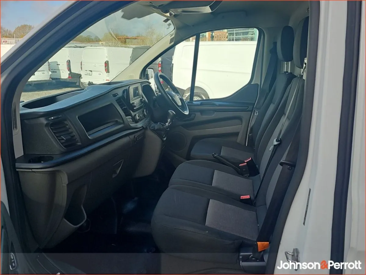 Ford Transit Custom High Roof Leader - Image 3