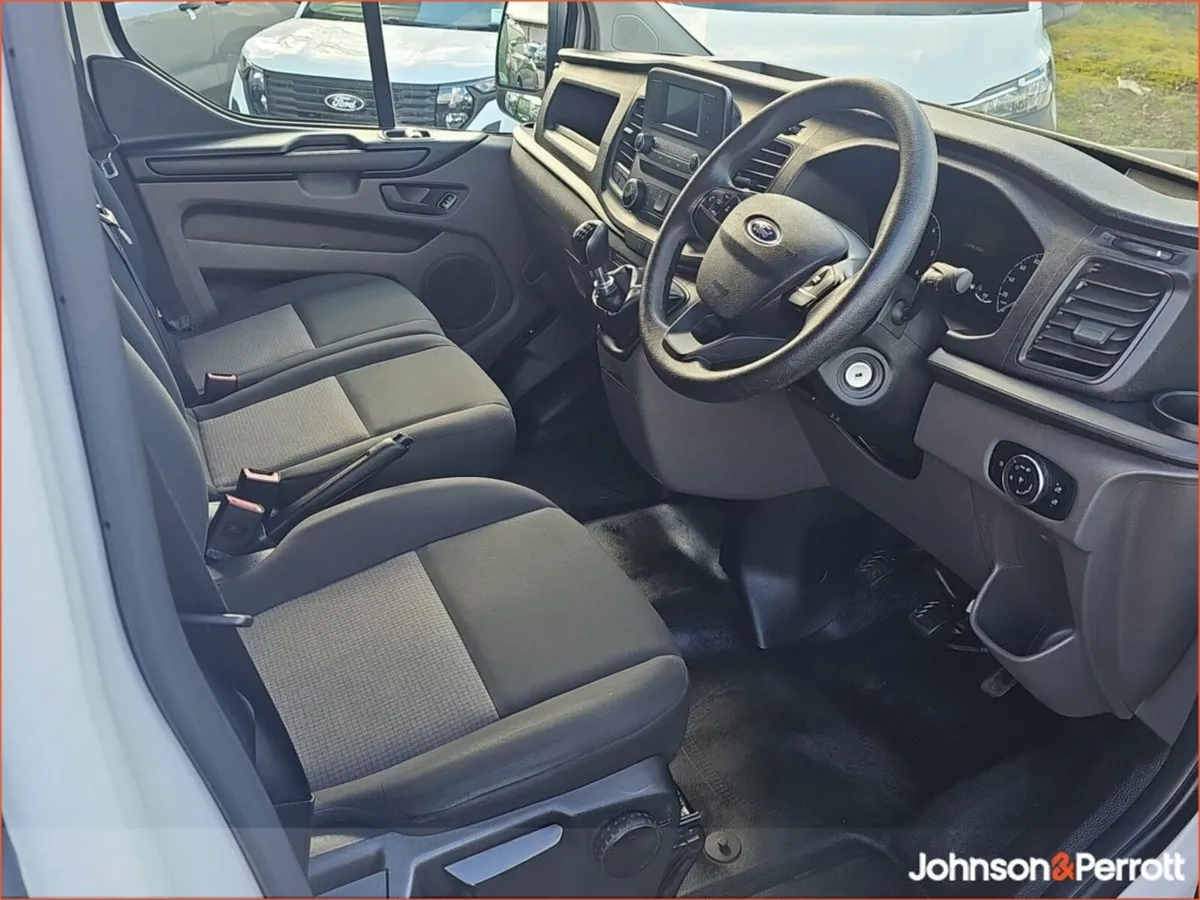 Ford Transit Custom High Roof Leader - Image 4