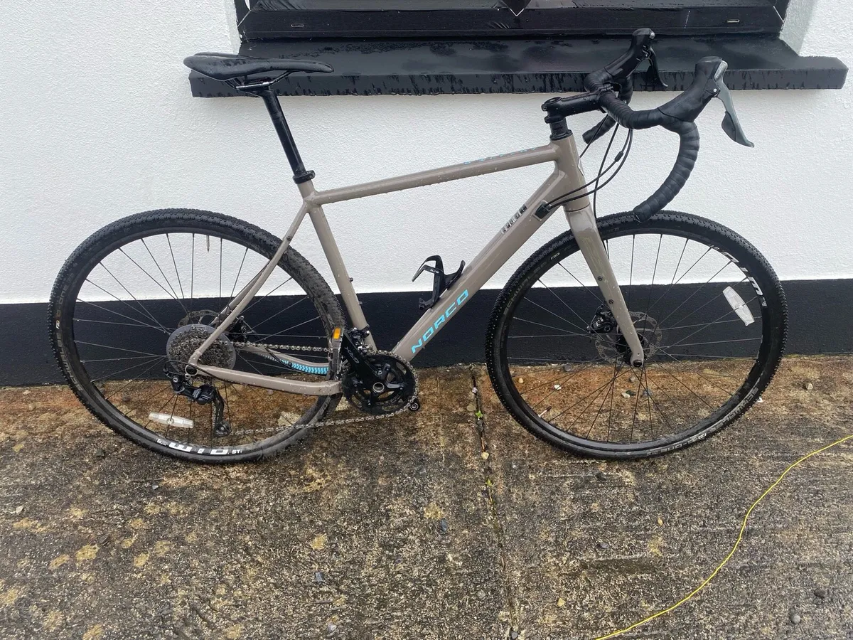 Gravel bike - Image 1