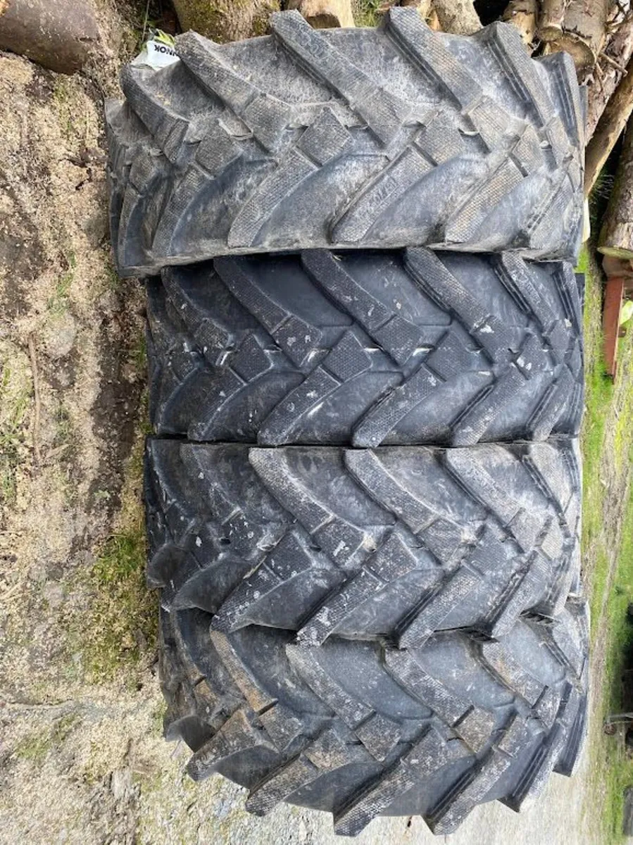 Teleporter  / Loader Tyres - Image 1
