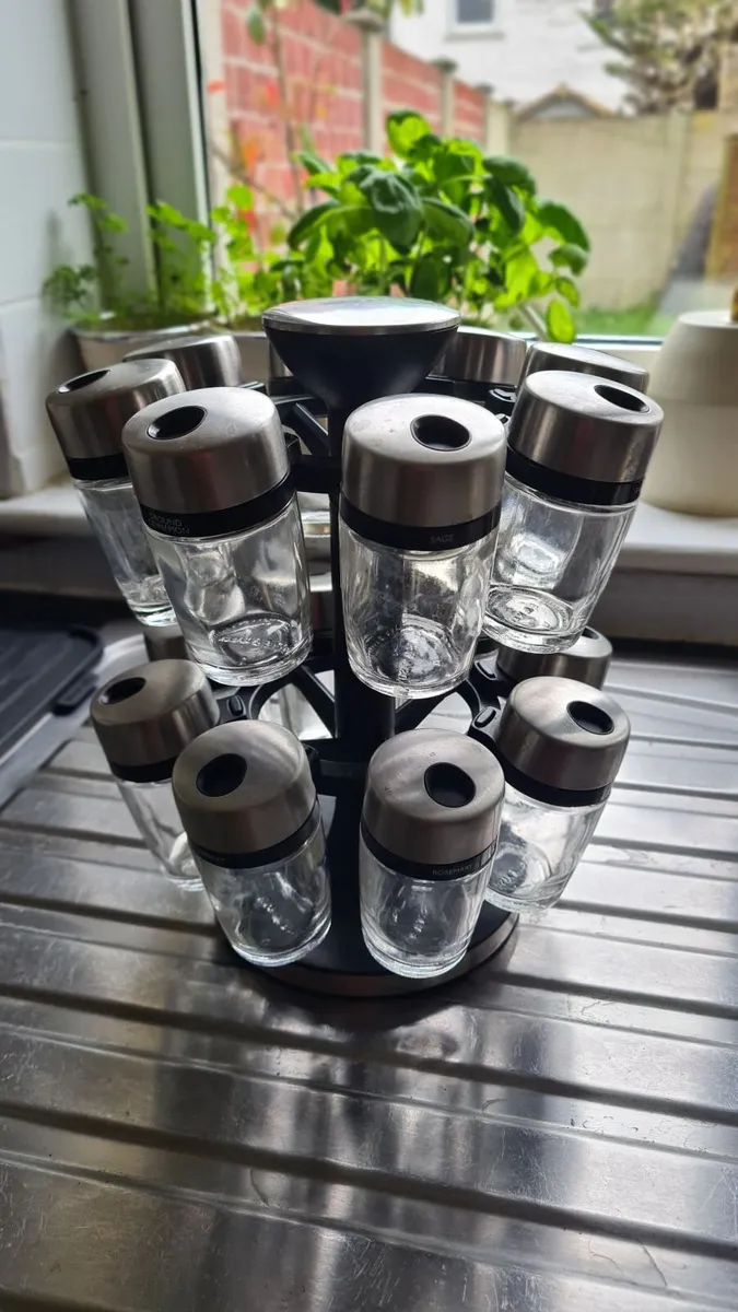 Cole & Mason 16-Jar Herb & Spice Carousel - Excell - Image 4