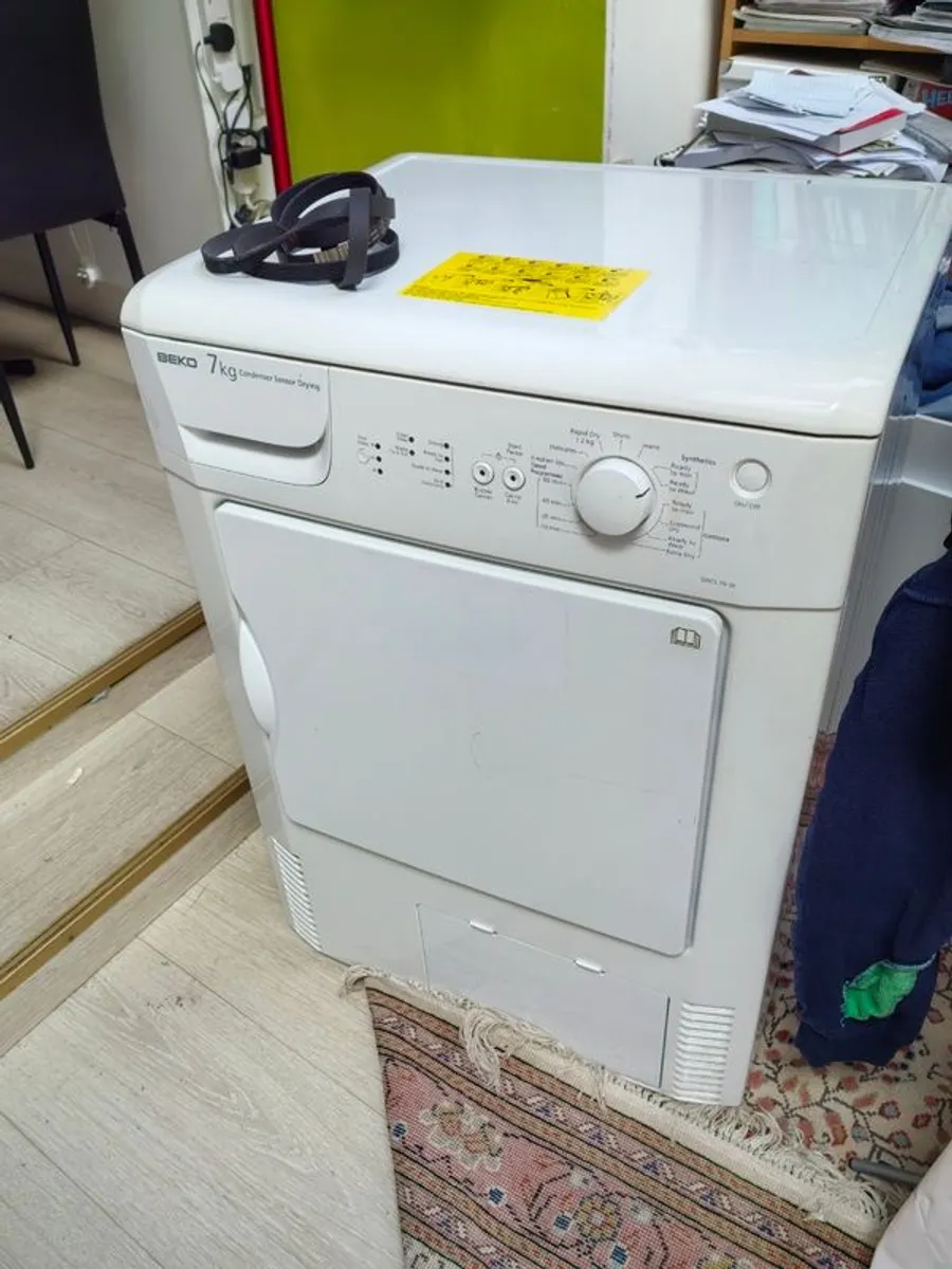 Dryer Beko  (condenser) Needs Belt + Door Seal - Image 1