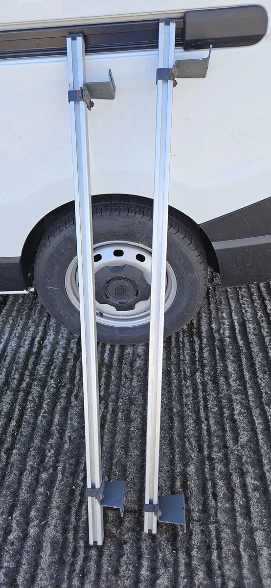 Van roof rack bars - Image 2