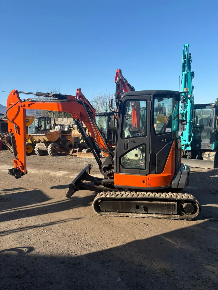 Hitachi  38U-5 - Image 2