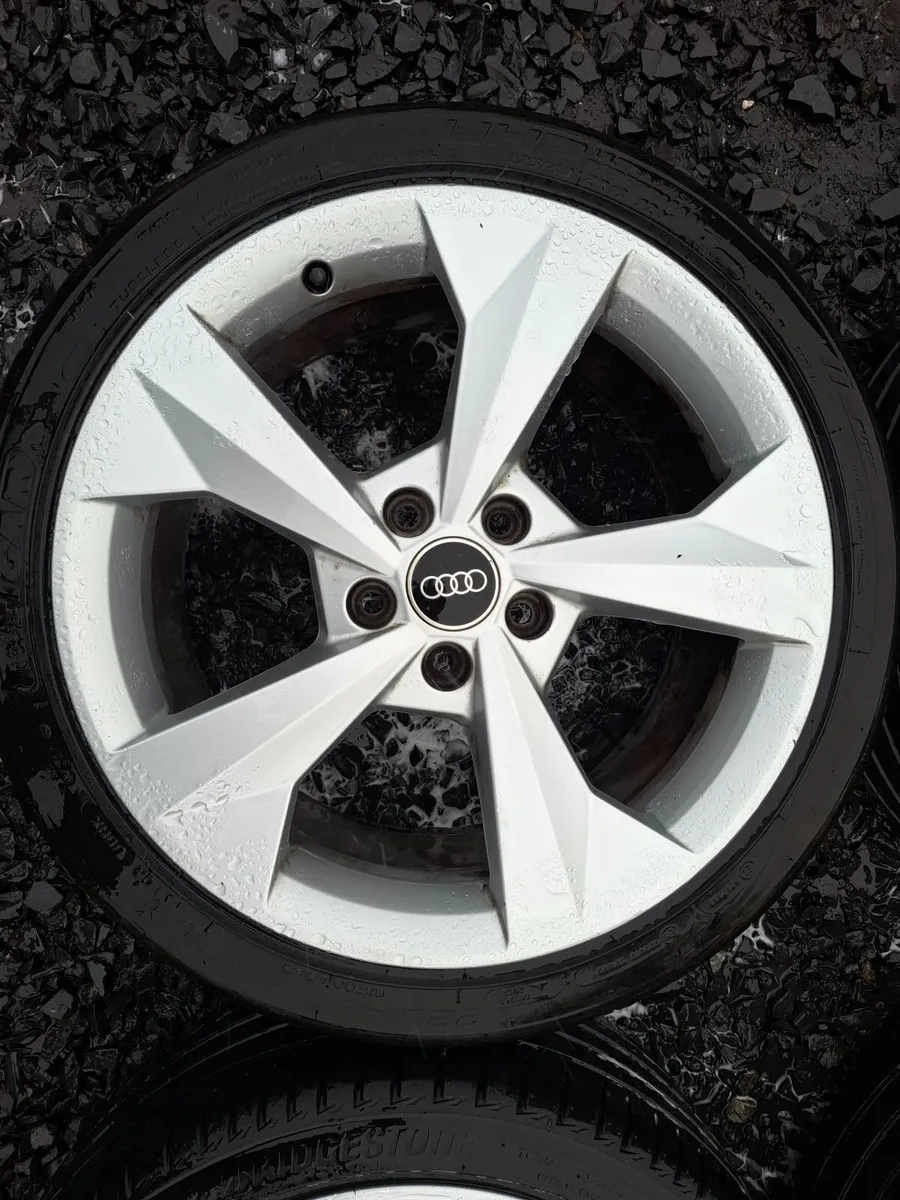 18" Audi,  Vw,  Seat,  Skoda Alloys with tyres - Image 2