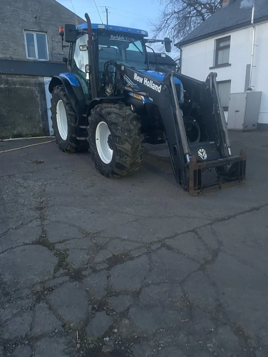 New Holland T6070 - Image 2