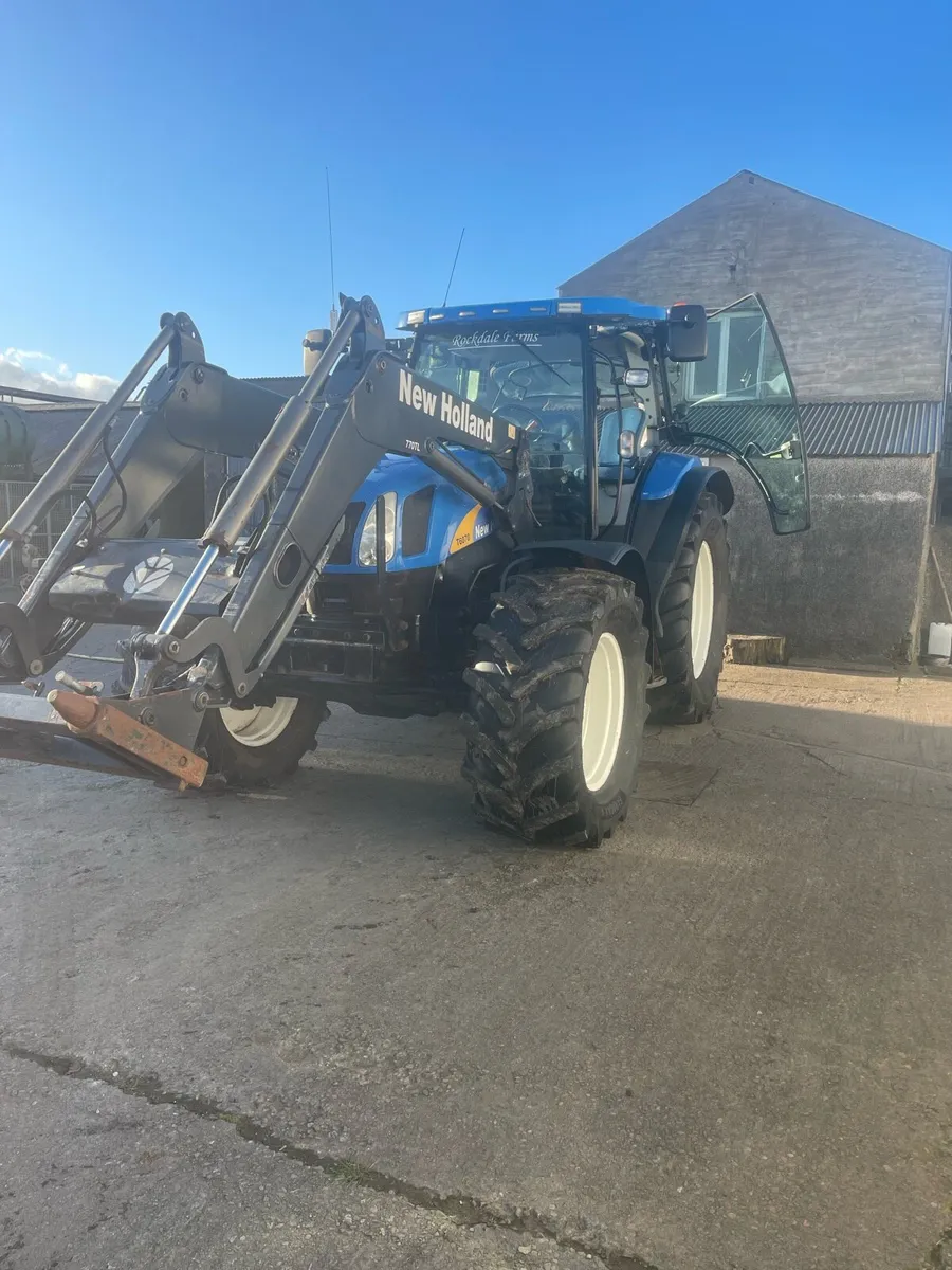 New Holland T6070 - Image 1