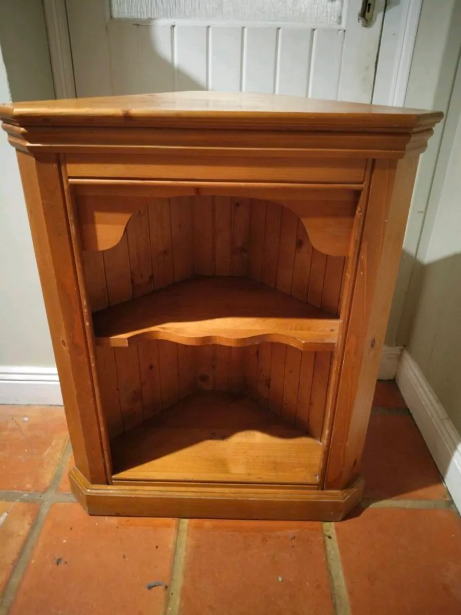 Pine corner unit dining room Cabinet. Solid pine, - Image 1