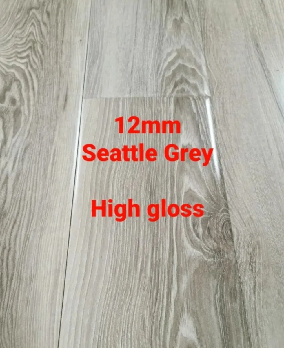 *NEW* 8MM LAMINATE FLOORING ☄️ - Image 1