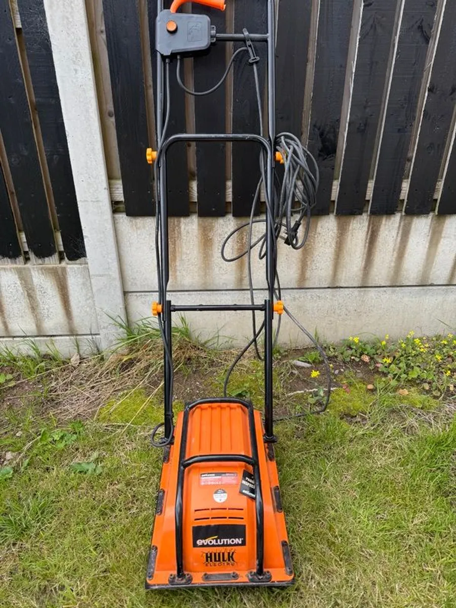 Evolution Hulk Electric Compactor Plate - 230V Domestic Use - Image 1