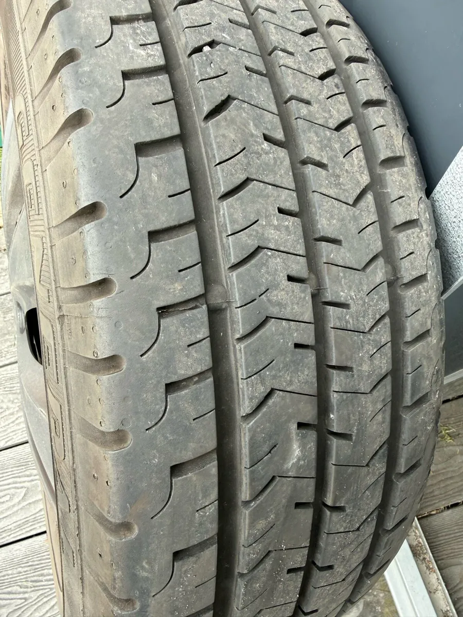 Volkswagen transporter T5 wheels and tyres - Image 2