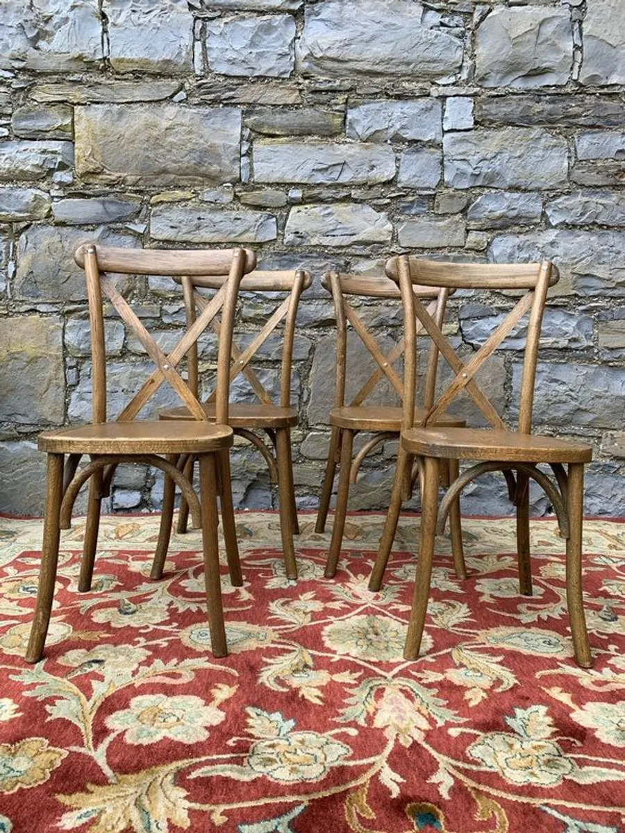 Set of 4 Bentwood chairs with X-back design. - Image 1