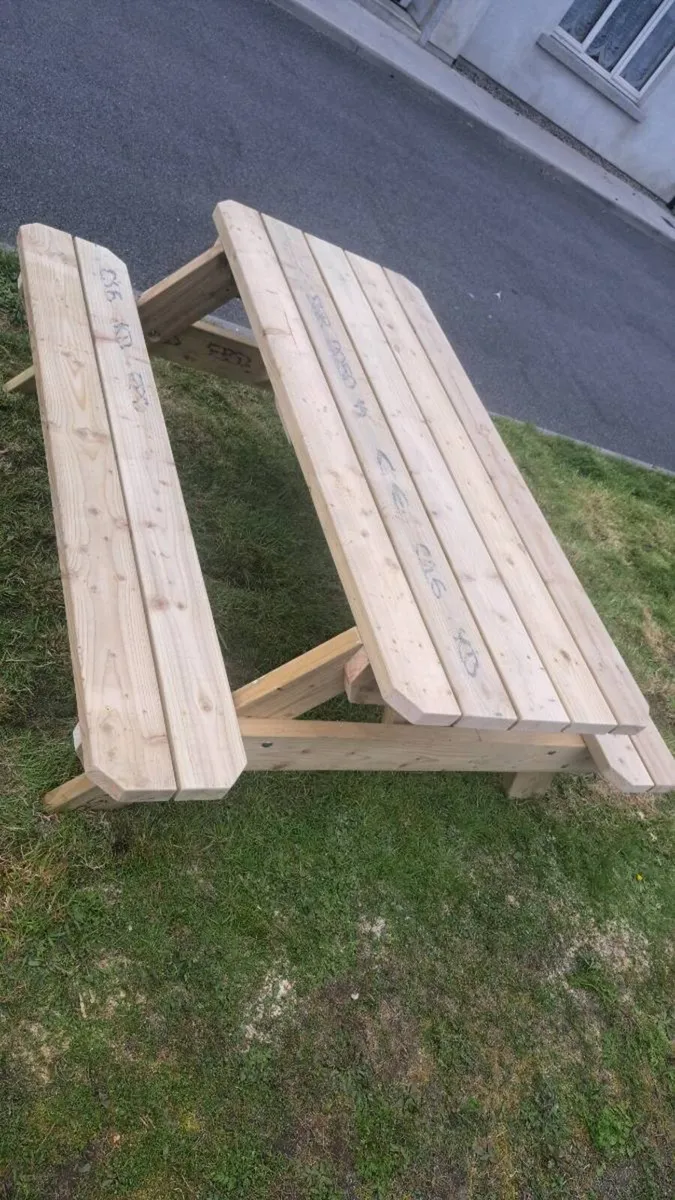 Picnic tables 6.5ft - Image 3