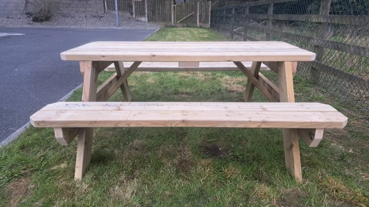 Picnic tables 6.5ft - Image 4