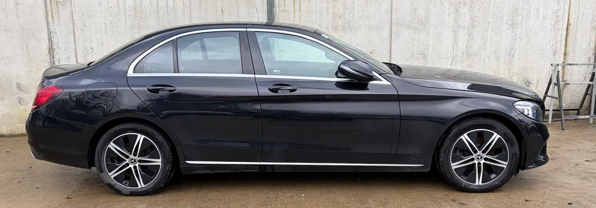 2019 Mercedes C Class for parts - Image 2