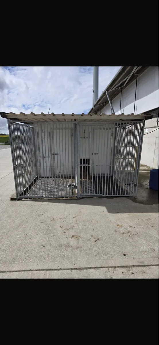 Dog kennel for sale - Image 1
