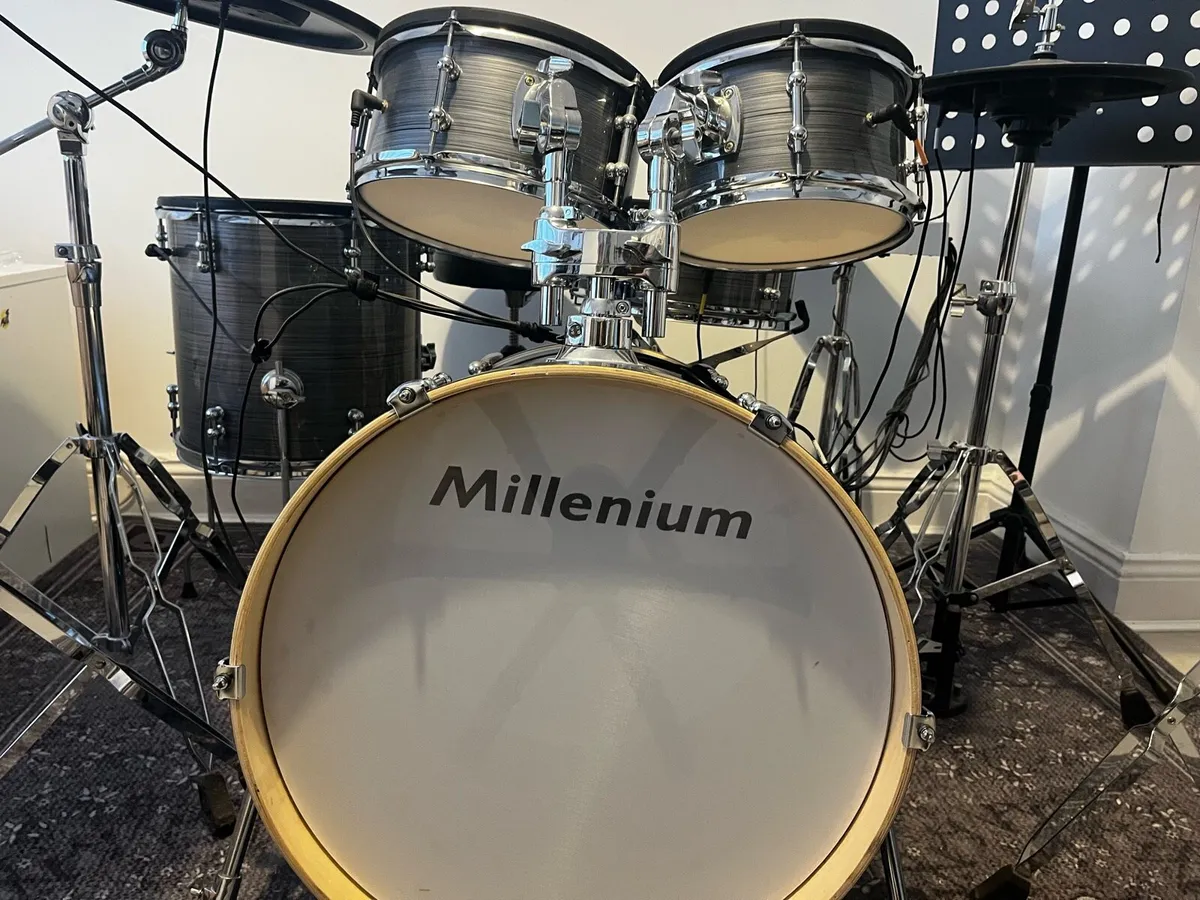 Electronic Drum Kit - Image 1