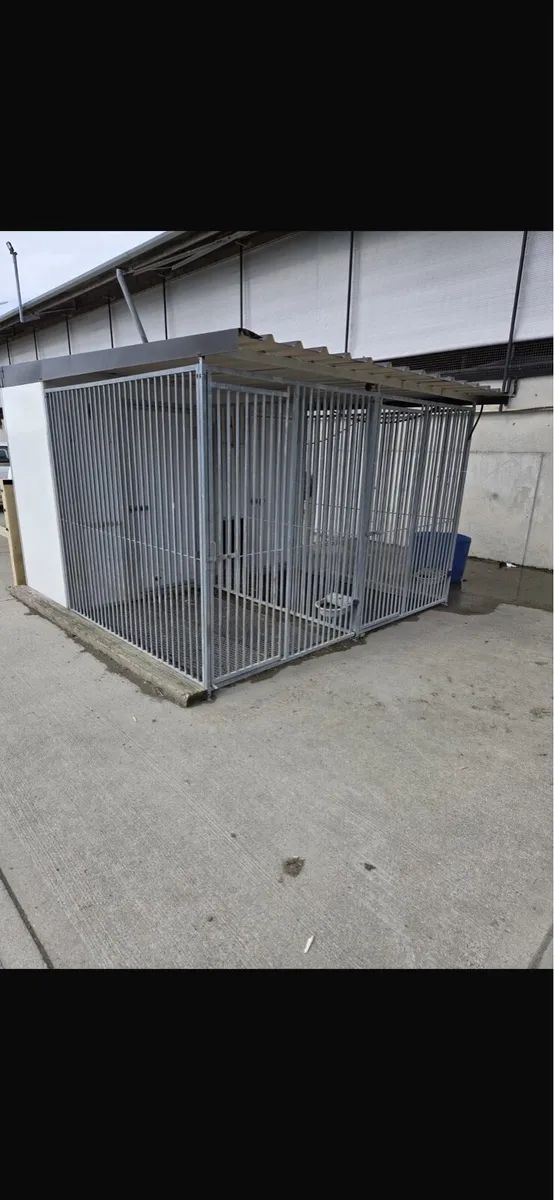 Dog kennel for sale - Image 2