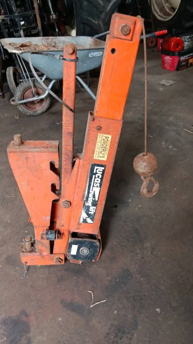 Lucas swing lift - Image 1