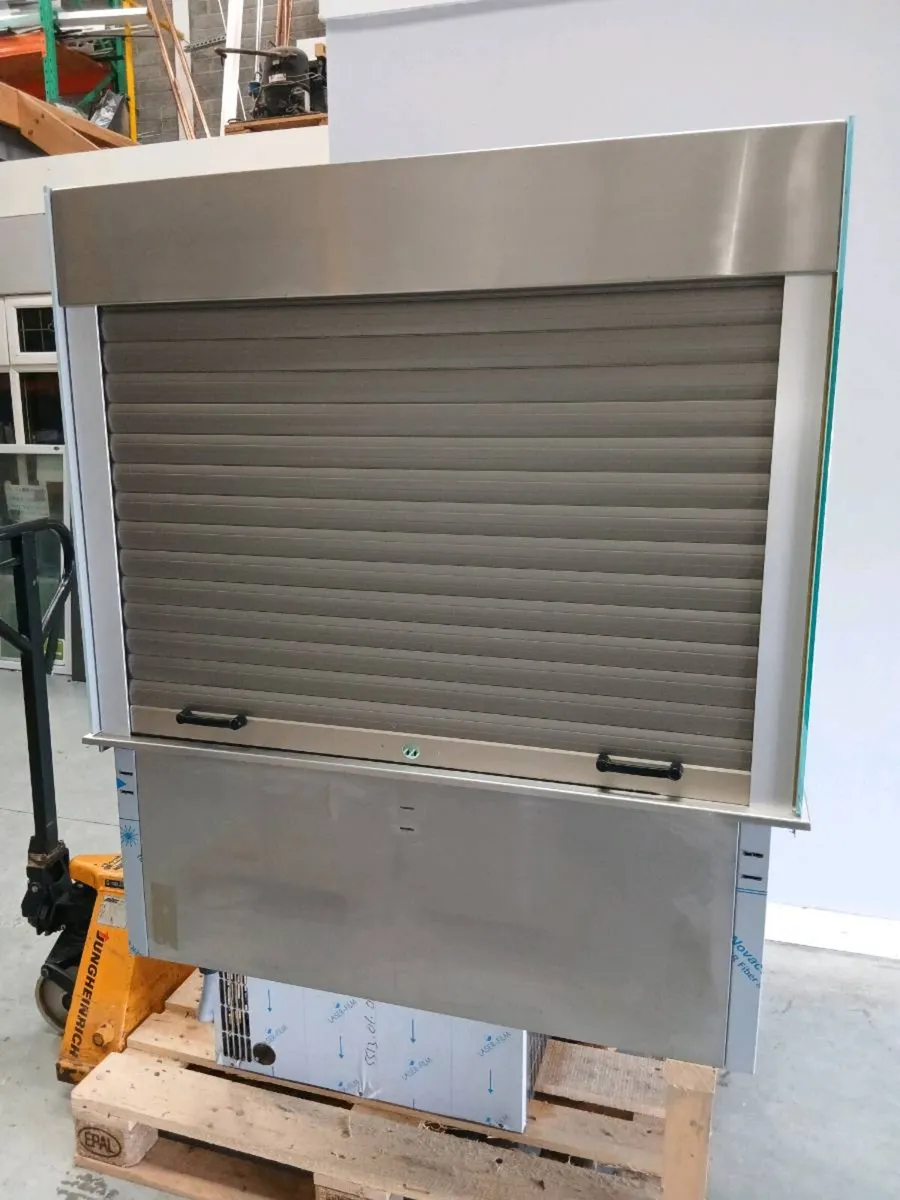 Display, Grab and Go counter fridge - Image 4