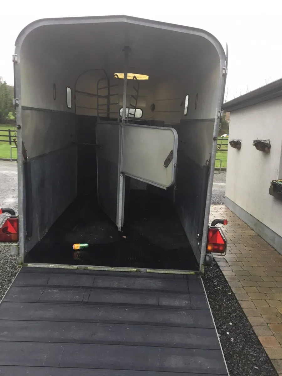 Horse box - Image 4