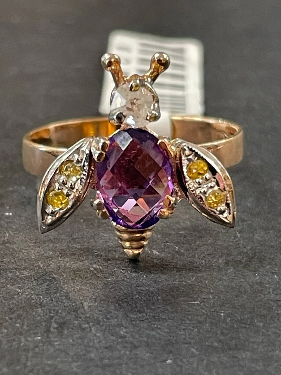 9k rose gold ring with amethyst and diamonds. - Image 2