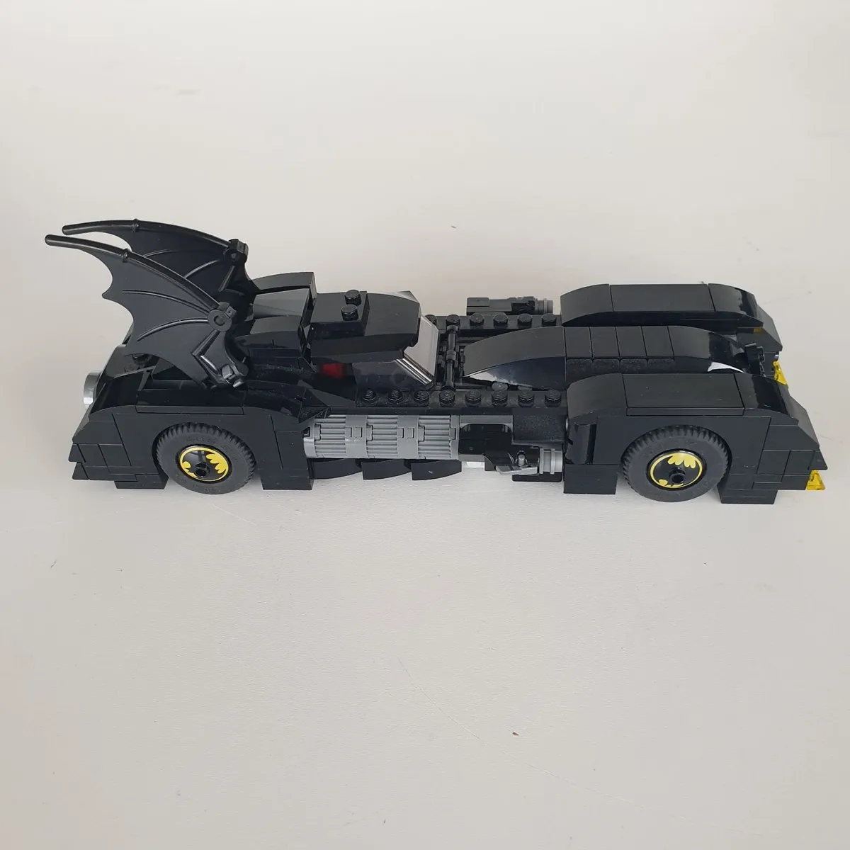 Lego Batmobile 99% complete no mini figures - Image 4