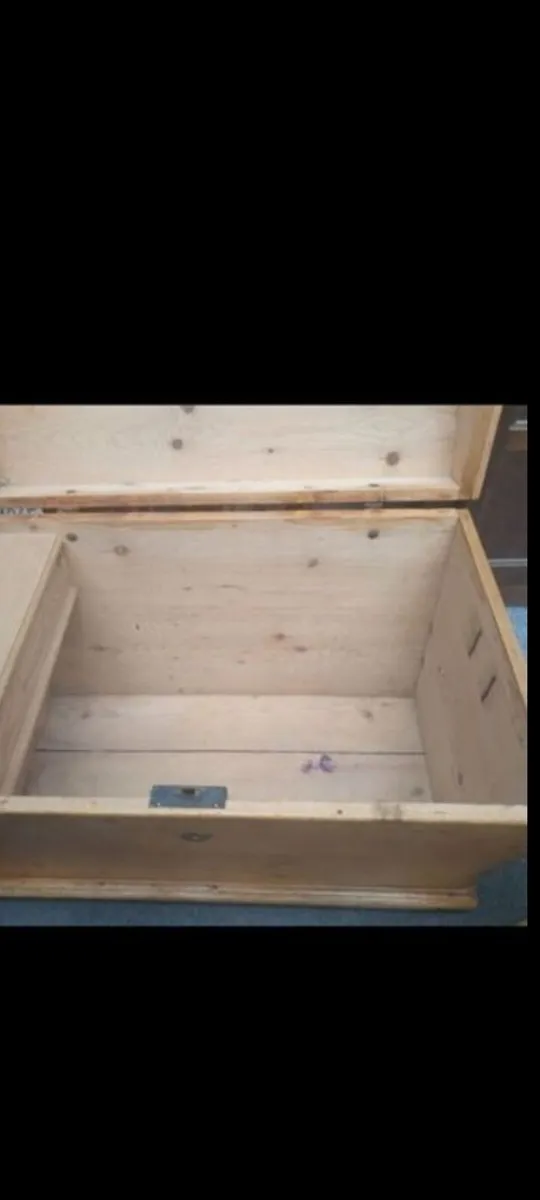 victorian dome top pine trunk with candle box - Image 4